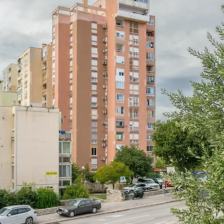 With Wifi - 23529 Split